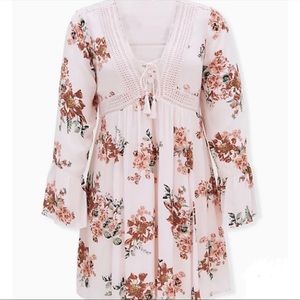 NWT Torrid 1X Light Pink Lace-up Skater Dress